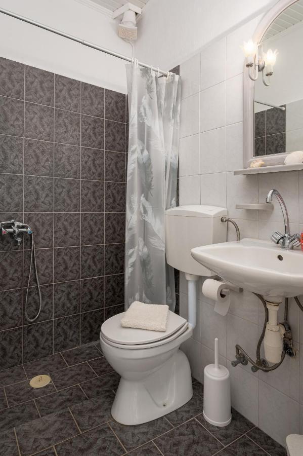 Sofia Rooms ピツイディア エクステリア 写真